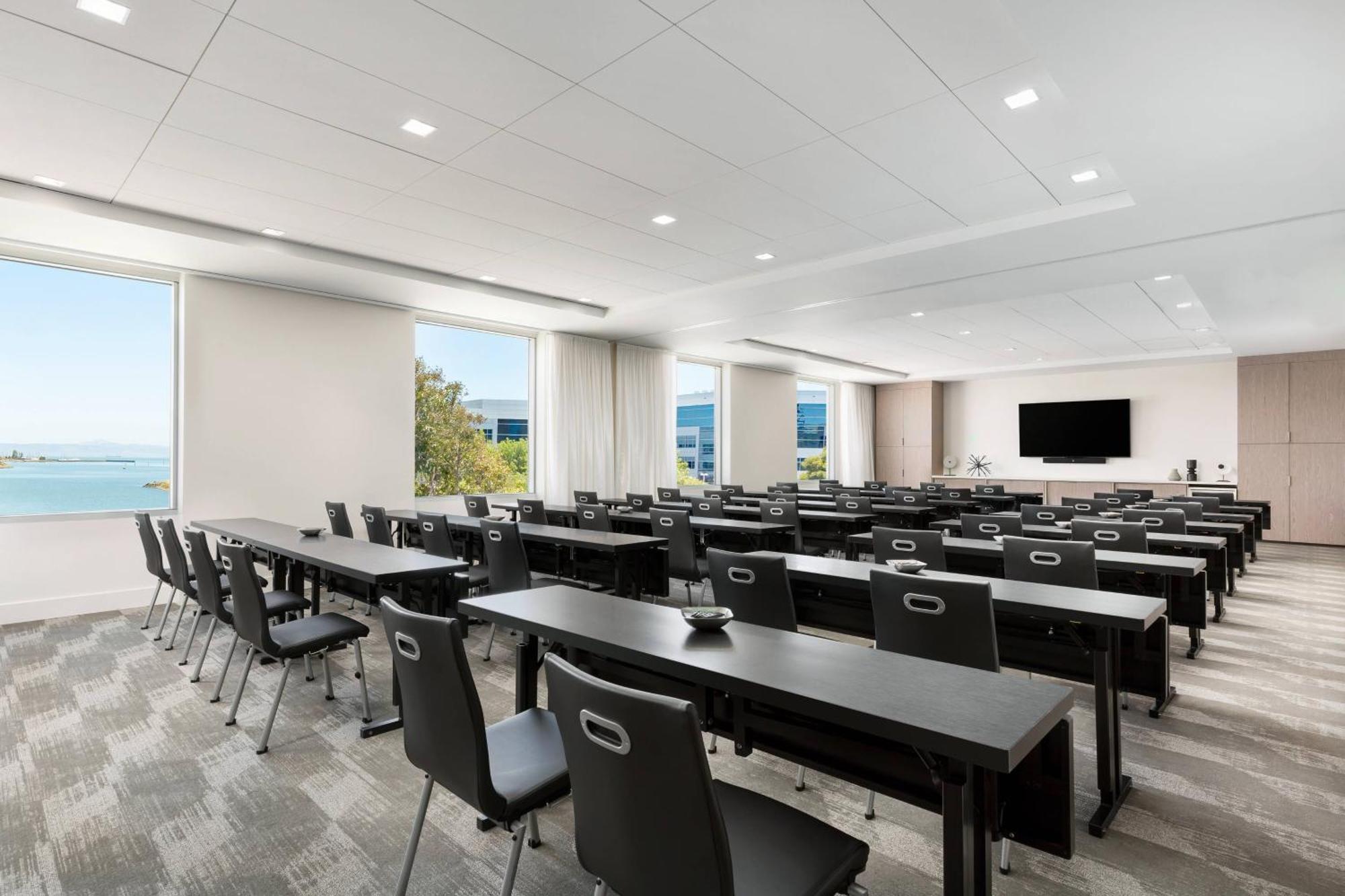 Ac Hotel By Marriott San Francisco Airport/Oyster Point Waterfront South San Francisco Bagian luar foto