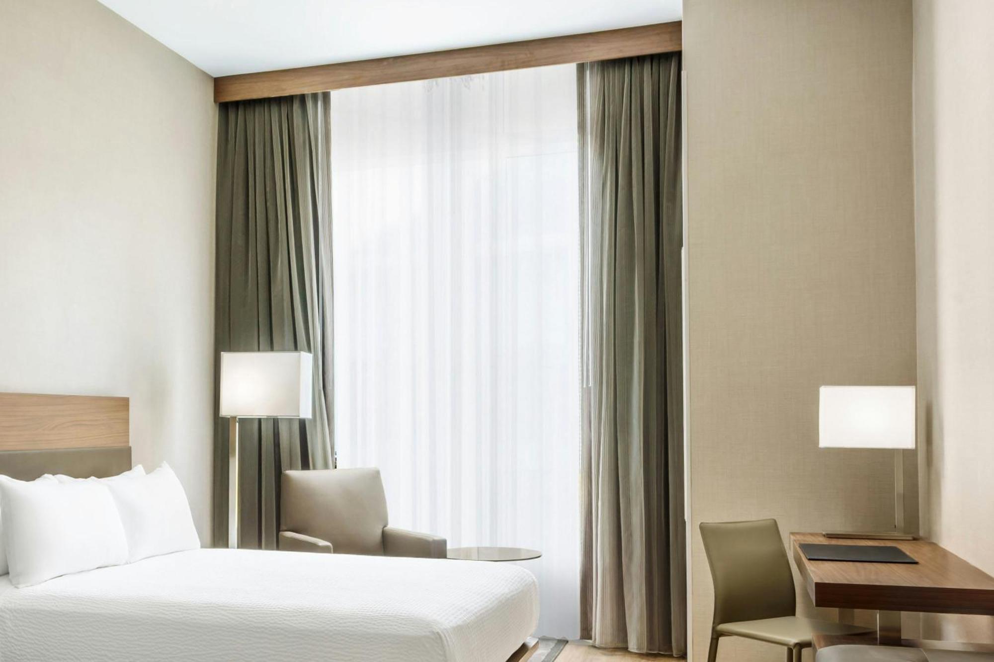 Ac Hotel By Marriott San Francisco Airport/Oyster Point Waterfront South San Francisco Bagian luar foto